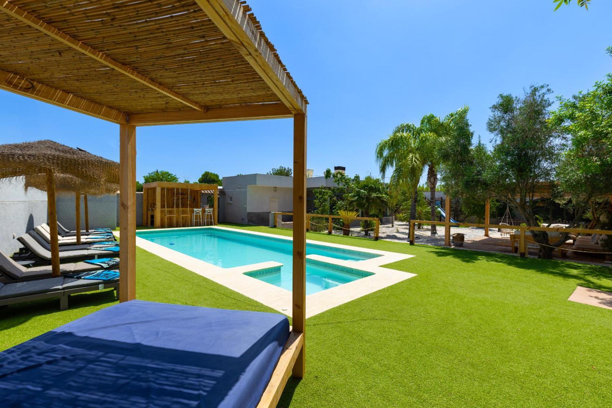 Waterwheel Villa By Fidalsa Almoradi Exterior photo